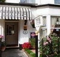 Berkeleys Of St James Guest House Plymouth England - Photo2