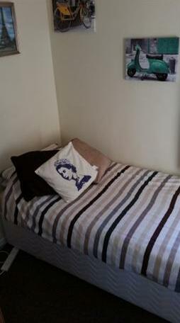 Homestay in Plymouth near Plymouth Parkway Football Club - Photo2