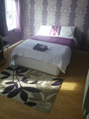 Homestay in Plymouth near Plymouth Parkway Football Club