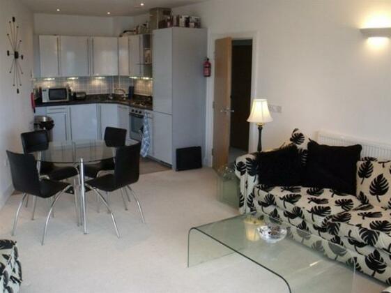 Plymouth Serviced Apartment The Hoe - Photo4