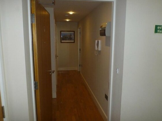 Serviced Apartments Plymouth - Photo2