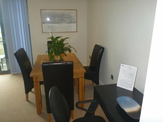 Serviced Apartments Plymouth - Photo3