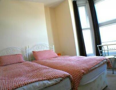 Bayside Guest House Porthcawl - Photo4