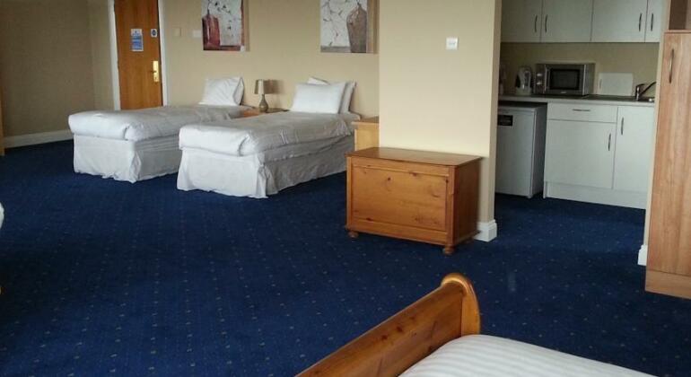 Inn on the Coast - Photo3