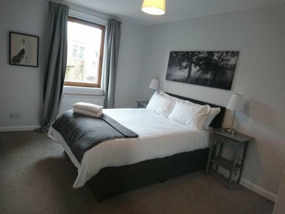 Prestwick Central Apartment - Photo2