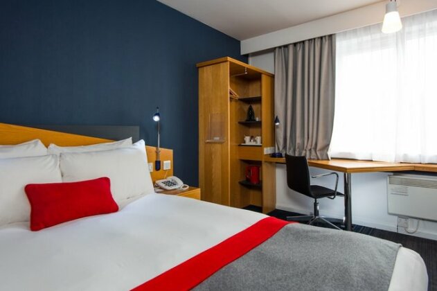 Holiday Inn Express Gloucester - South - Photo5