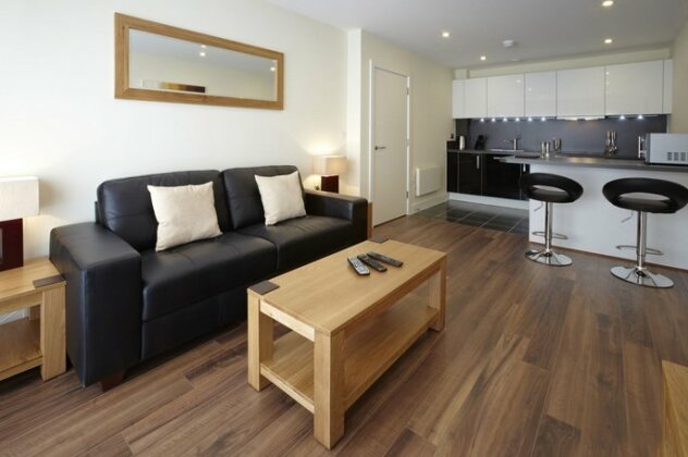 Kennet Island Apartments by flying butler - Photo3