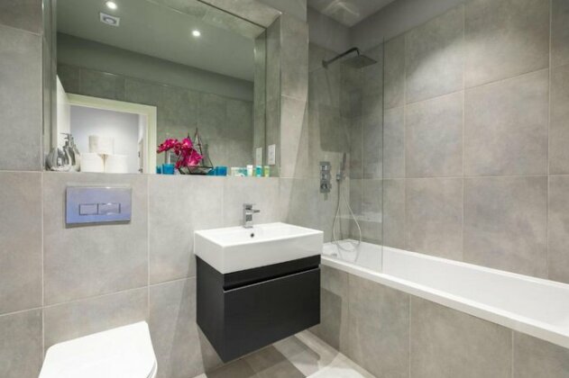 Home ly - Watford Premier Apartments - Photo4