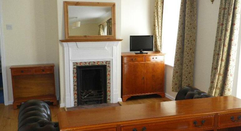 Highwaymans Rooms and Self Catering - Photo5