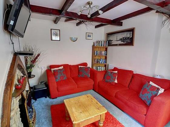 Minstead - Photo3