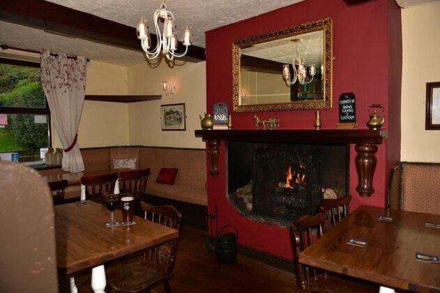 The Red Lion Rochdale - Photo2
