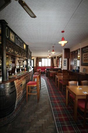 The Clothiers Arms - Photo2
