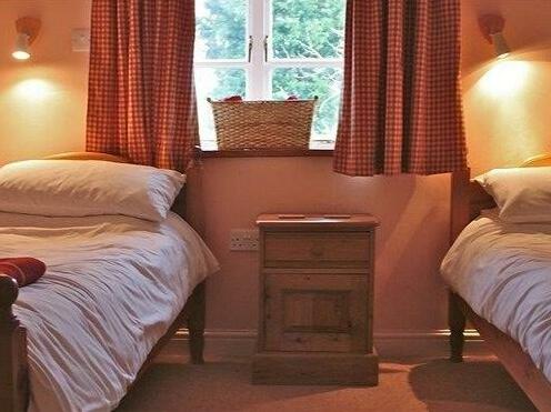 Grange Farm Cottages - Photo2