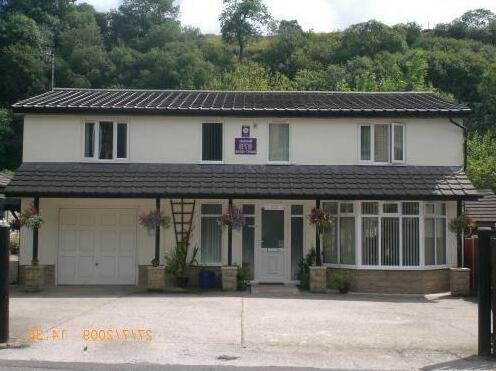 Number 678 Guest House Rossendale