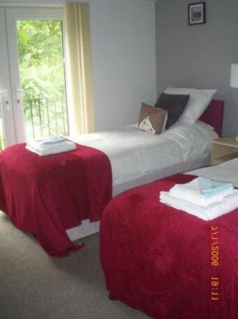 Number 678 Guest House Rossendale - Photo5