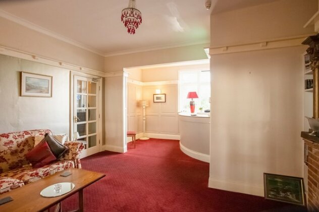 Cliffemount Hotel - Photo4