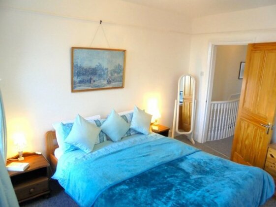 Seaview Cottage - Photo2