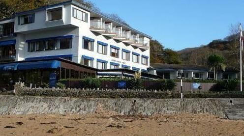 The Tides Reach Hotel - Photo2