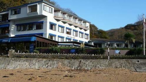 The Tides Reach Hotel - Photo2