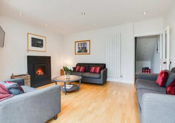 1 Plantation Cottages - Photo2