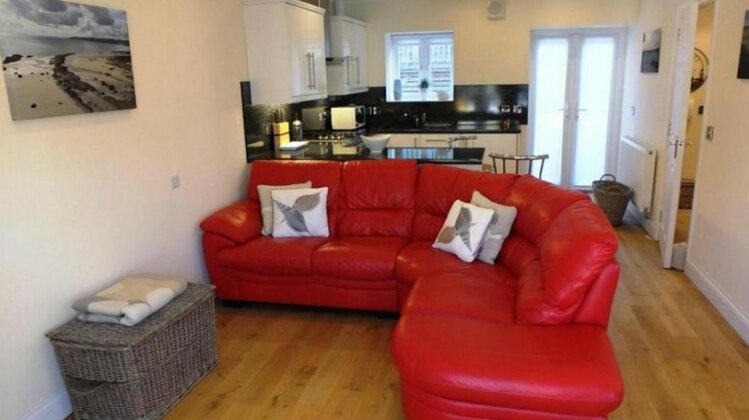 London House Apt 2 - Photo3