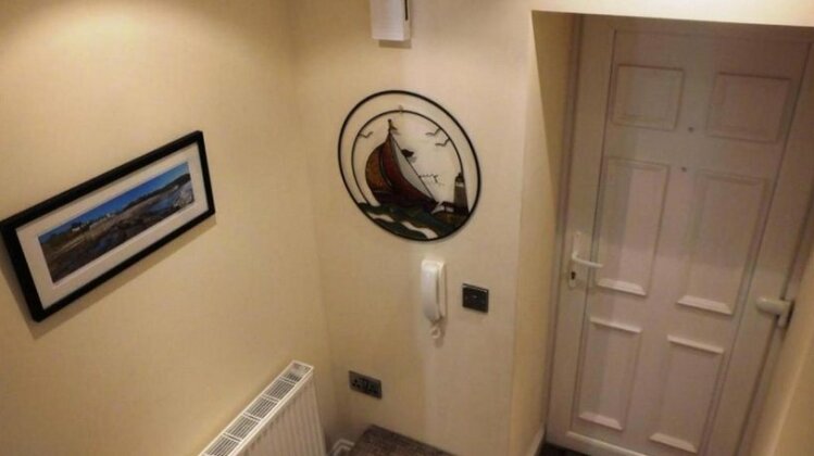 London House Apt 2 - Photo4