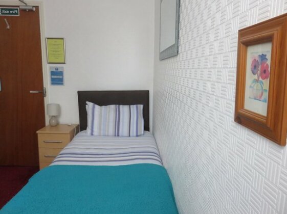 Ainsley Court Guesthouse - Photo2