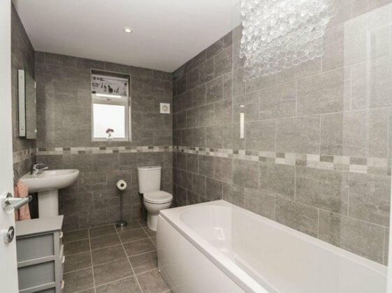 Apartment 4 Scarborough - Photo4