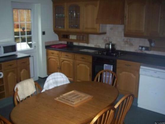 Harbourside House Surf Lodge - Photo5