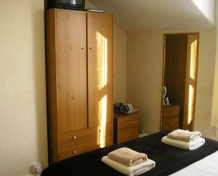 Hermosa Guesthouse - Photo2