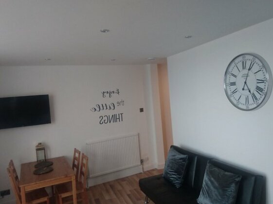 Marine View Apartments - Photo5