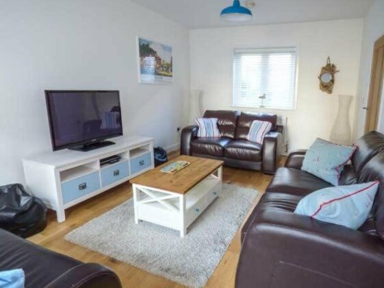 Quayside House - Photo2