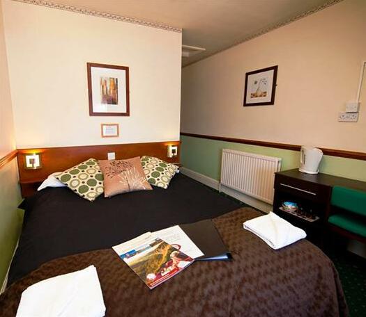 Scarborough Travel and Holiday Lodge