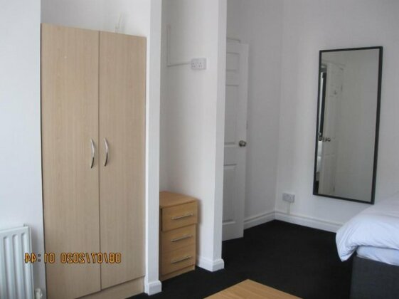 Seaham 3 Double Bedroom Apartment Close to Beach 6+ - Photo4