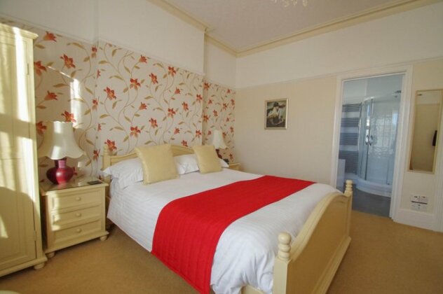 Birkdale Guest House