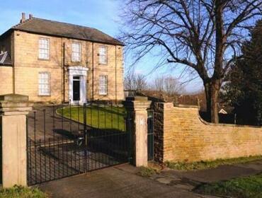 Diplomats Lodge Bed and Breakfast Sheffield