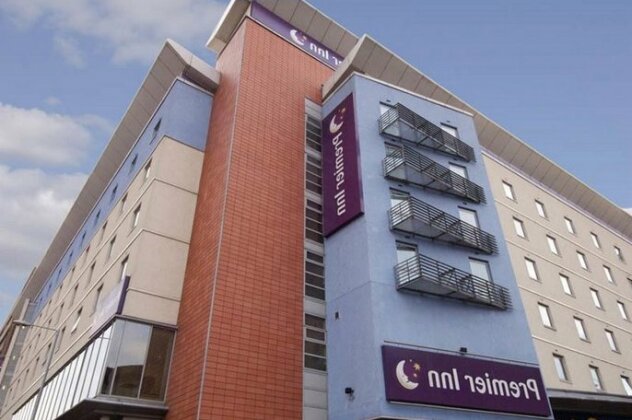 Premier Inn Sheffield City Centre - Angel St