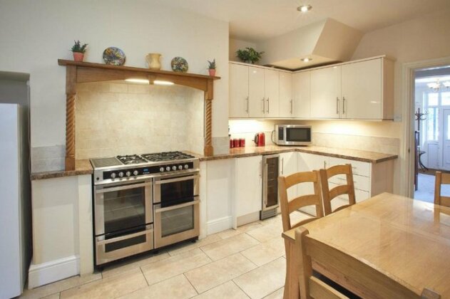 Brook Villa - Photo2