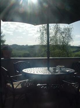 Hedgefield - Photo4