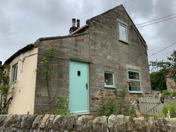 Hideaway Cottage Sleights - Photo2
