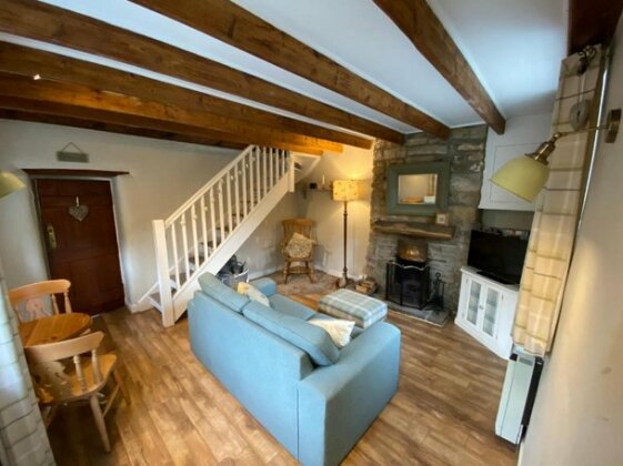 Hideaway Cottage Sleights - Photo3