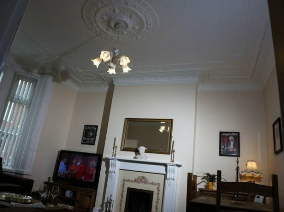 Coleridge Cross Holiday Let - Photo2