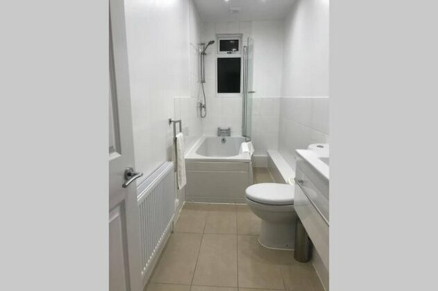 2 Bedroom Apartment Close To Beach & Town Centre - Photo5