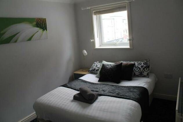 New England Guest House - Photo3