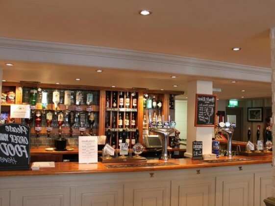 The Crown Hotel Southwell - Photo2