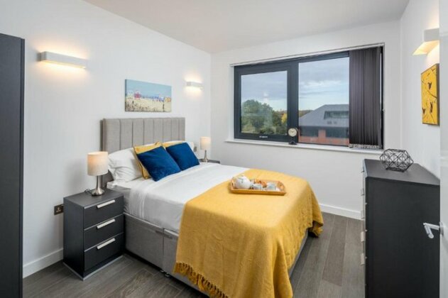 St Albans City Apartments - Near Luton Airport and Harry Potter World