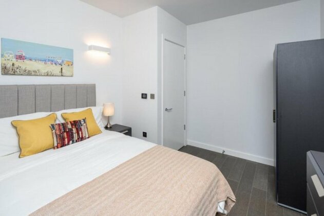 St Albans City Apartments - Near Luton Airport and Harry Potter World - Photo2