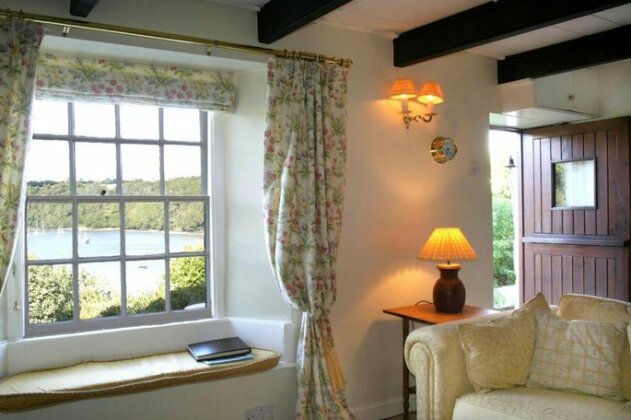 Waterside Holiday Cottages - Photo3