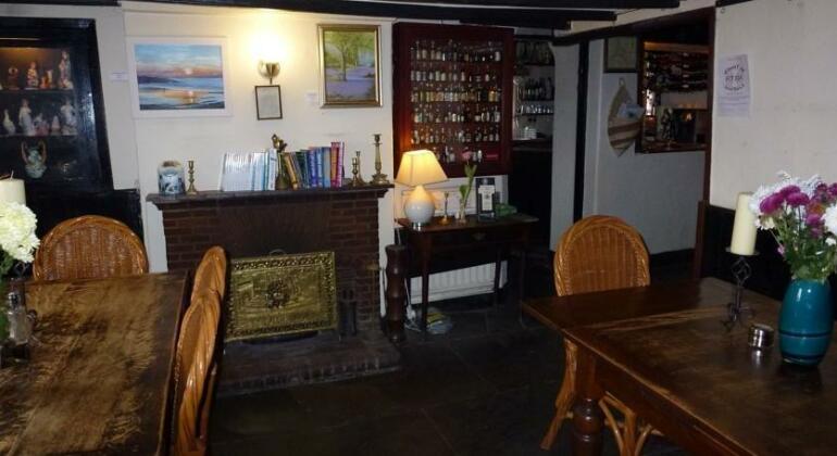 The Cornish Arms - Photo4