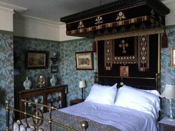 St Benedict - Victorian Bed and Breakfast - Photo5